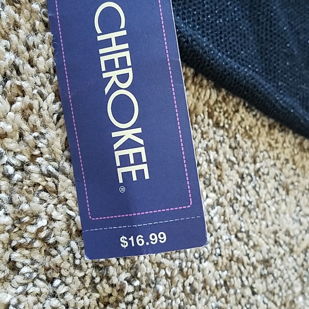 Sweater - Picture 2 of 5